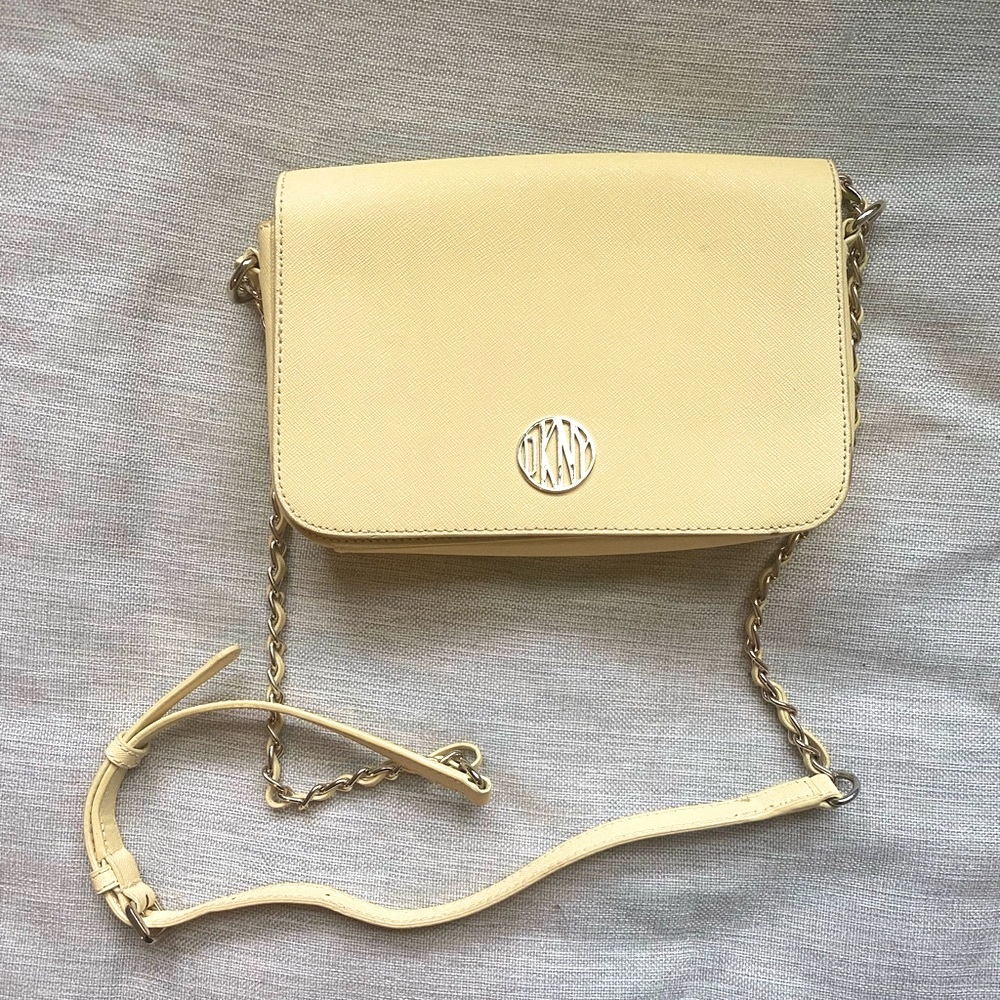 DKNY Shoulder Bag in Yellow